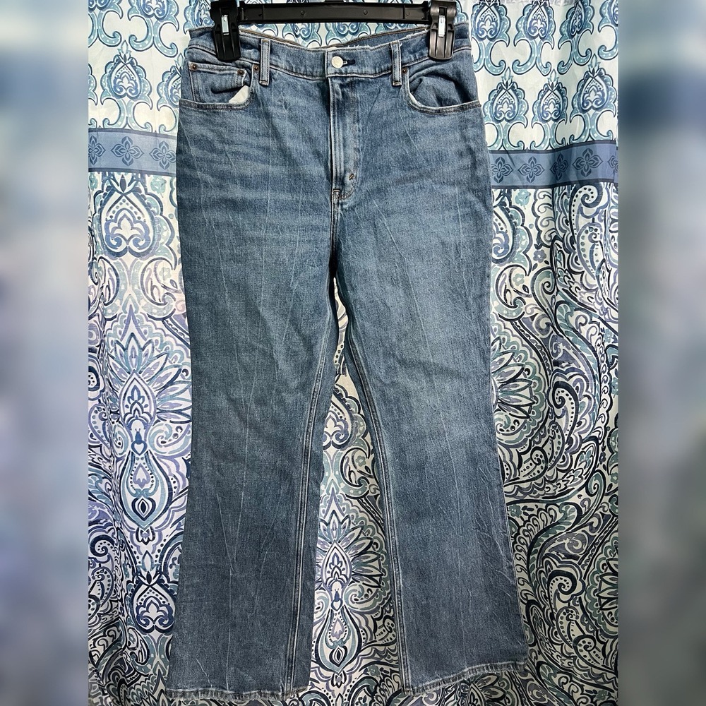 Abercrombie & Fitch The 70's Vintage Flare Ultra High Rise Denim Jeans Size 31